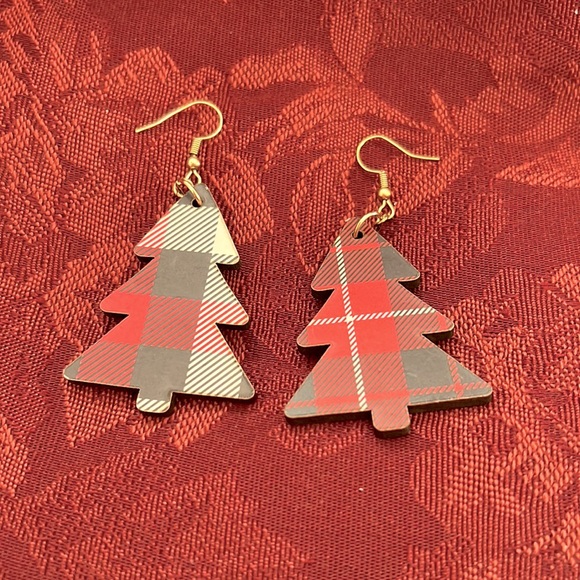 Wooden Plaid Christmas Tree Earrings - Picture 1 of 1
